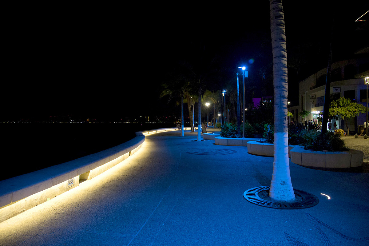 malecon-vallarta_004